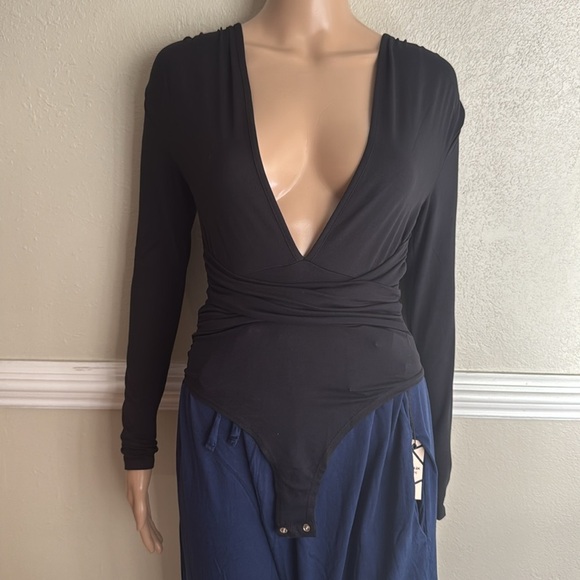 Cappella  WOMEN'S BLACK BODYSUIT  NWT - Picture 5 of 7